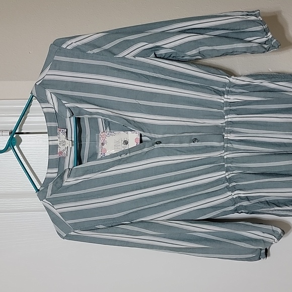 NWT 3/4 sleeve shirt dress - Picture 2 of 5